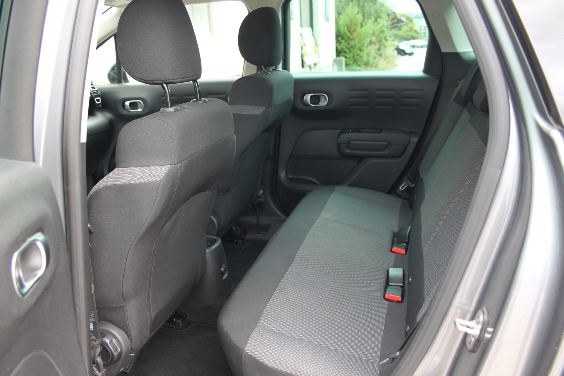 CITROEN C3 Aircross 1.2i PureTech Feel-image-10