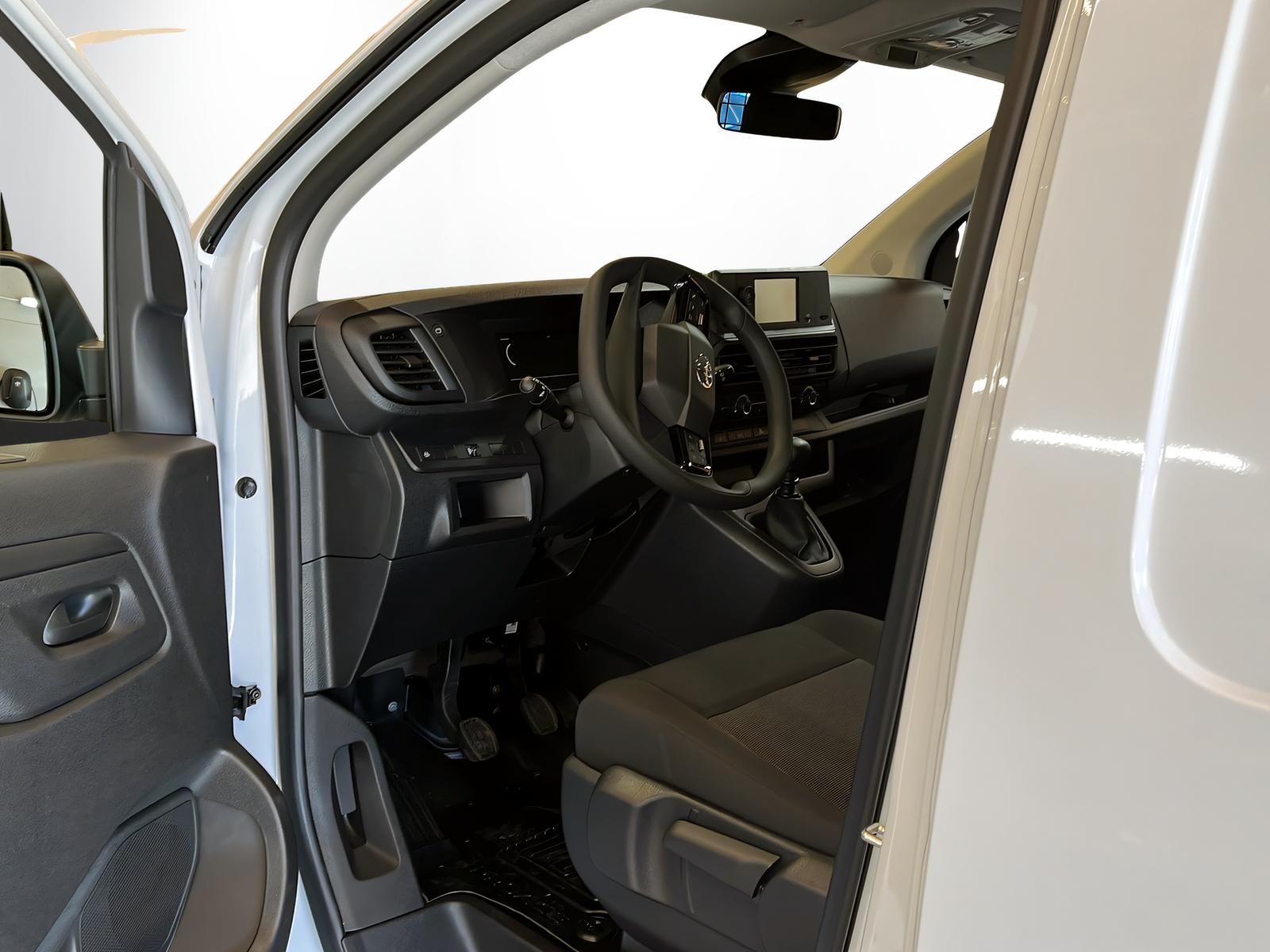 TOYOTA PROACE Van L1 1.5 D Active-image-8