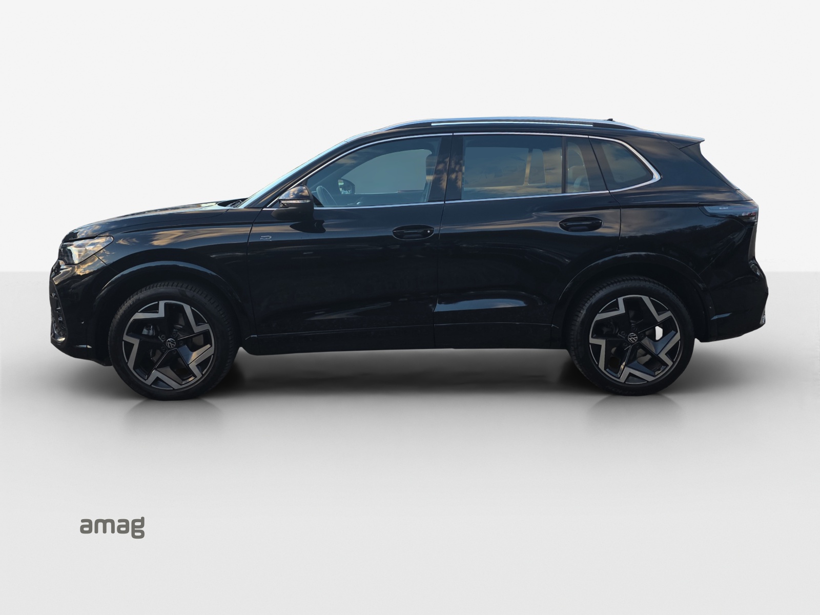 VW Tiguan 2.0 TDI SCR R-Line 4Motion DSG-image-1