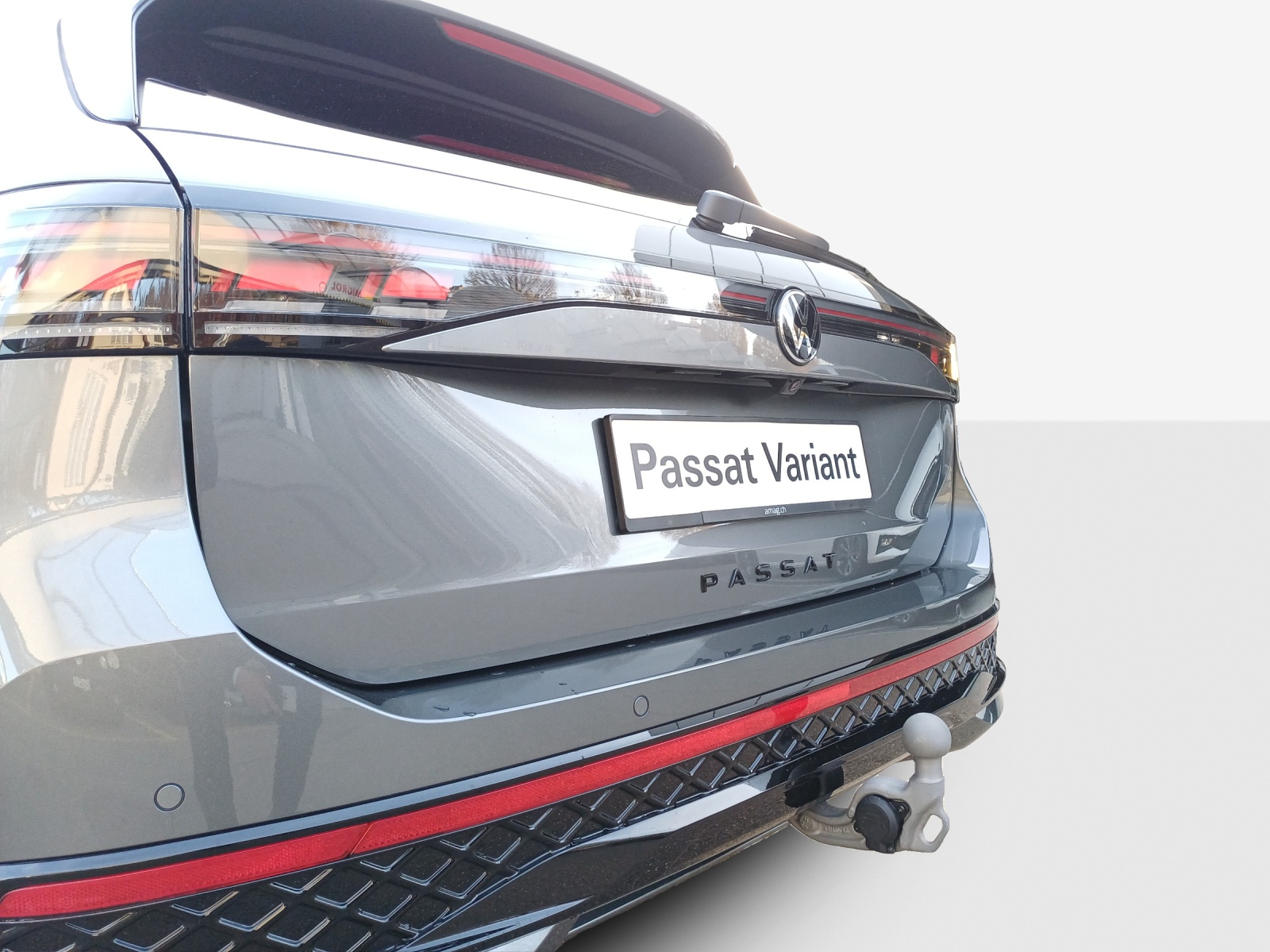 VW Passat Variant 2.0 TSI evo4 R-Line 4 Motion DSG-image-15