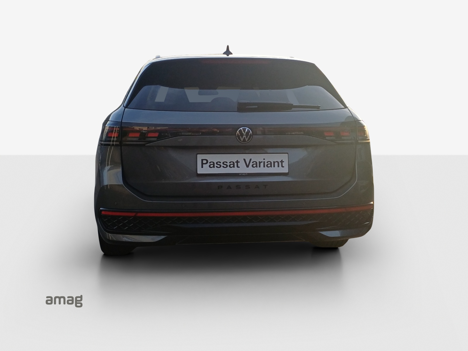 VW Passat Variant 2.0 TSI evo4 R-Line 4 Motion DSG-image-3