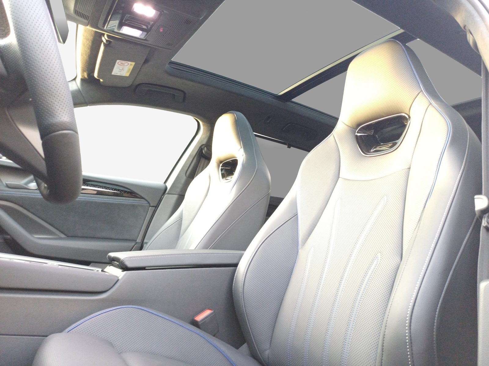 VW Passat Variant 2.0 TSI evo4 R-Line 4 Motion DSG-image-14
