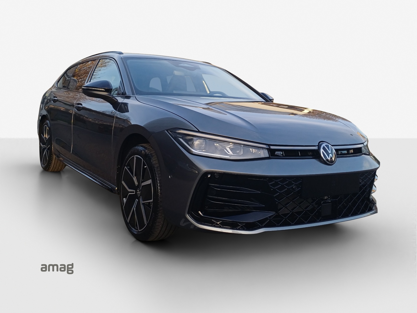 VW Passat Variant 2.0 TSI evo4 R-Line 4 Motion DSG-image-5