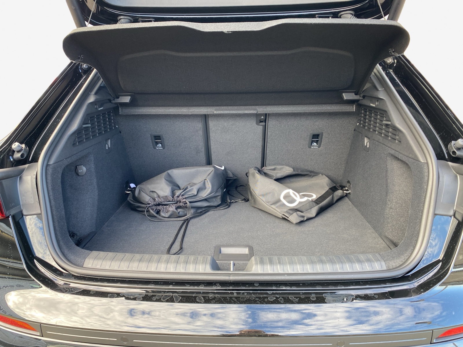 AUDI A3 Sportback 40 TFSI e Attraction S-tronic-image-12