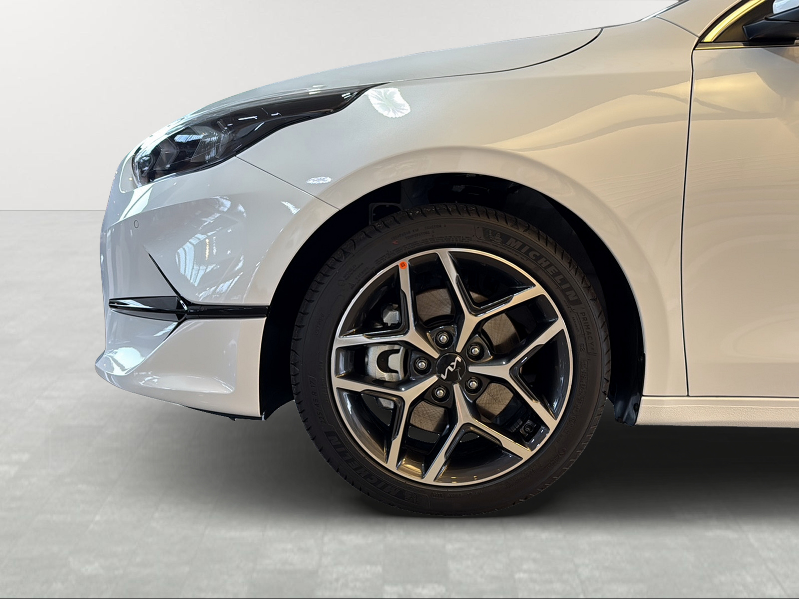 KIA Ceed Sportswagon 1.5 T-GDi Power DCT-image-2