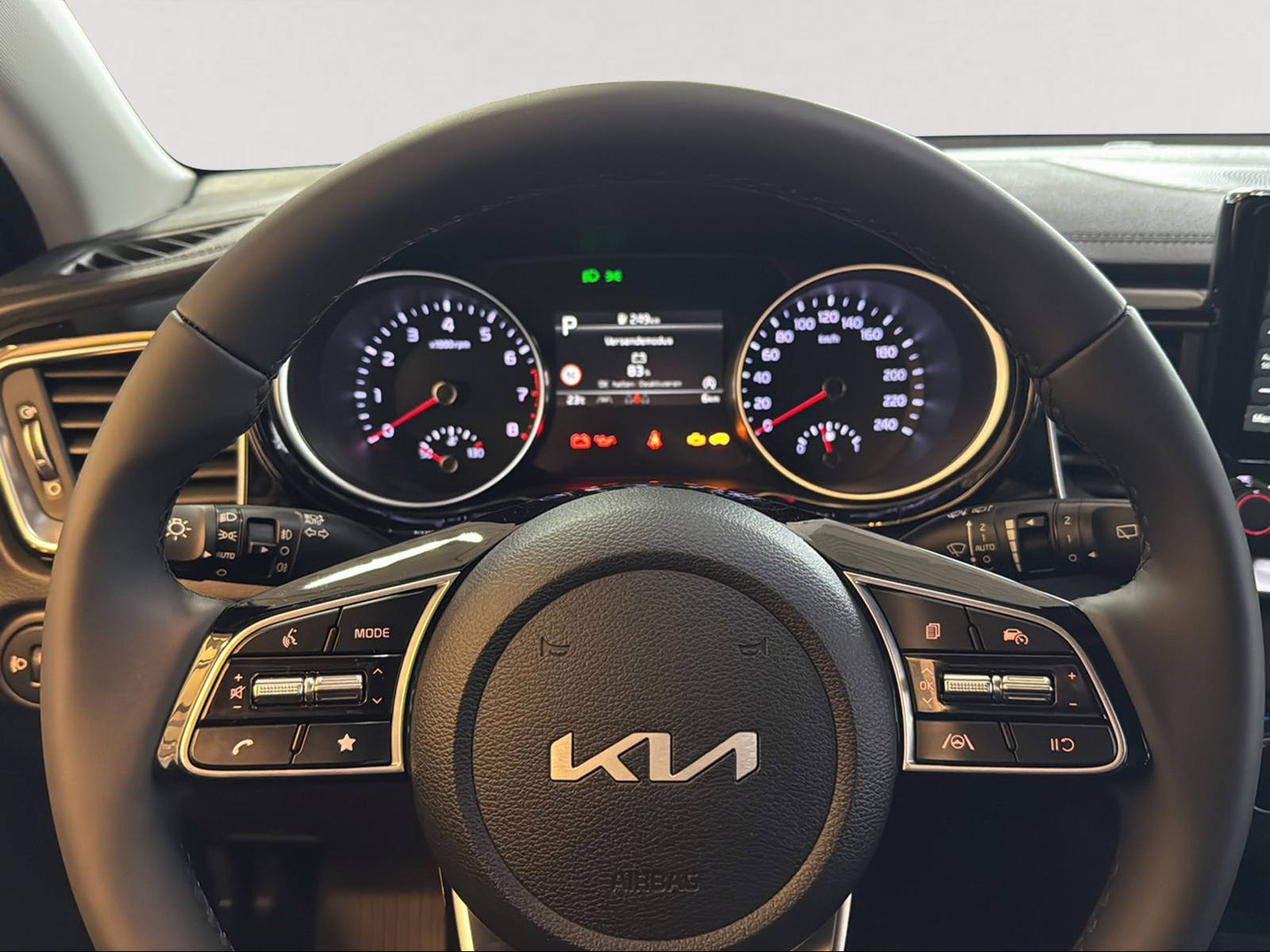 KIA Ceed Sportswagon 1.5 T-GDi Power DCT-image-14