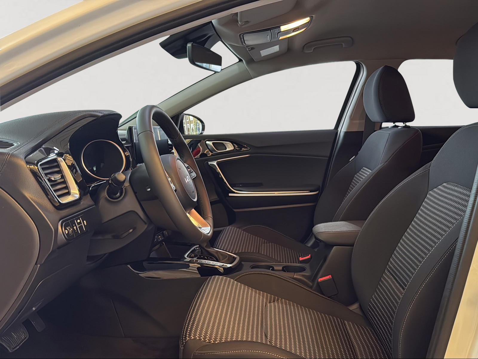 KIA Ceed Sportswagon 1.5 T-GDi Power DCT-image-8