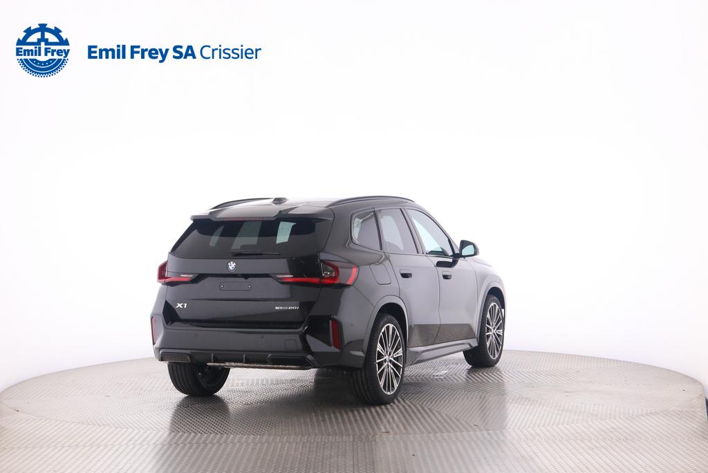 BMW X1 20i sDrive-image-1