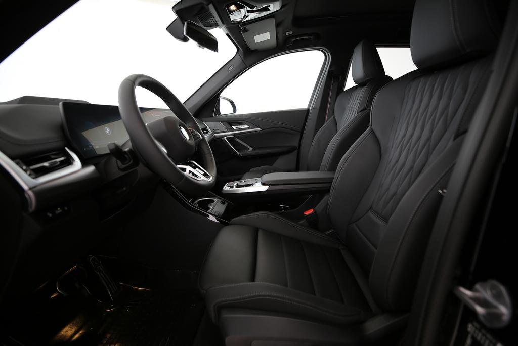 BMW X1 20i sDrive-image-3
