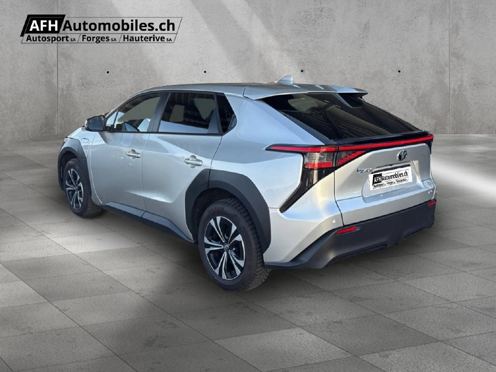TOYOTA bZ4X Style AWD-showroom-element-2