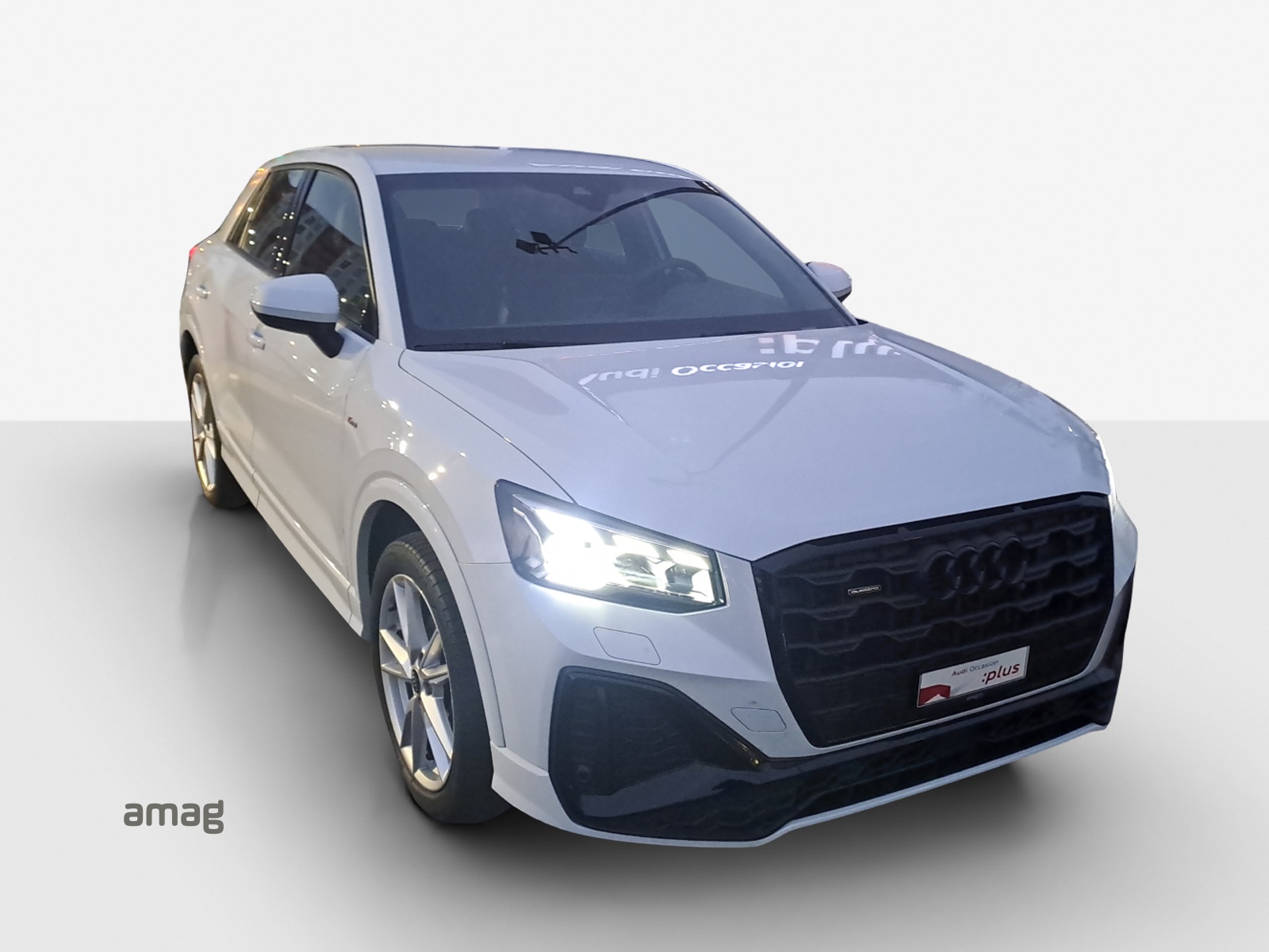 AUDI Q2 40 TFSI S line quattro S-tronic-image-15