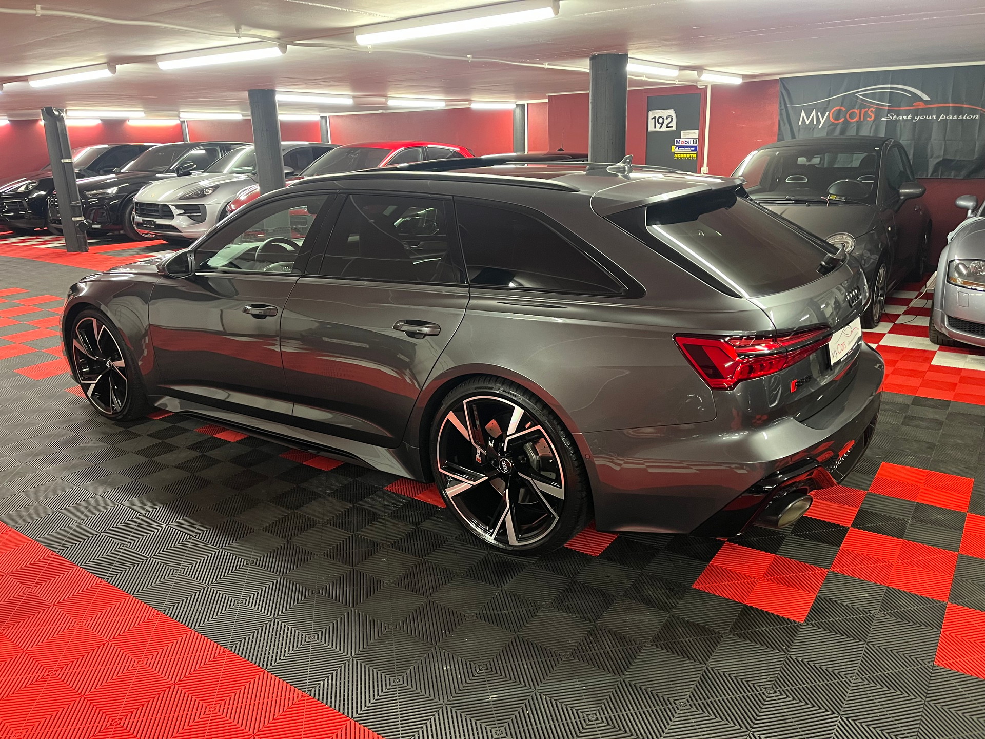AUDI RS6 Avant 4.0 TFSI V8 quattro-image-9