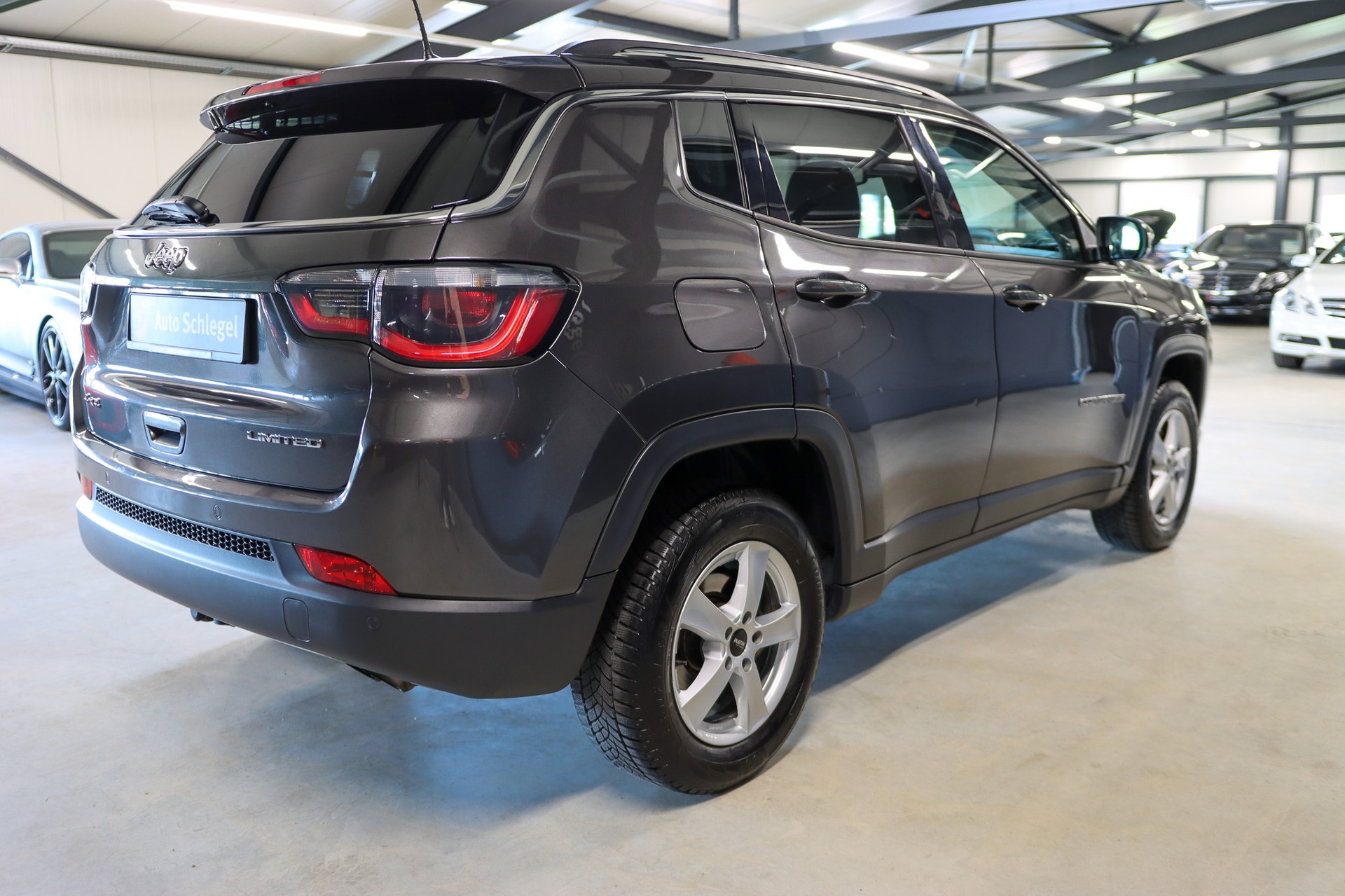JEEP Compass 1.4 Turbo Limited AWD 9ATX-image-5
