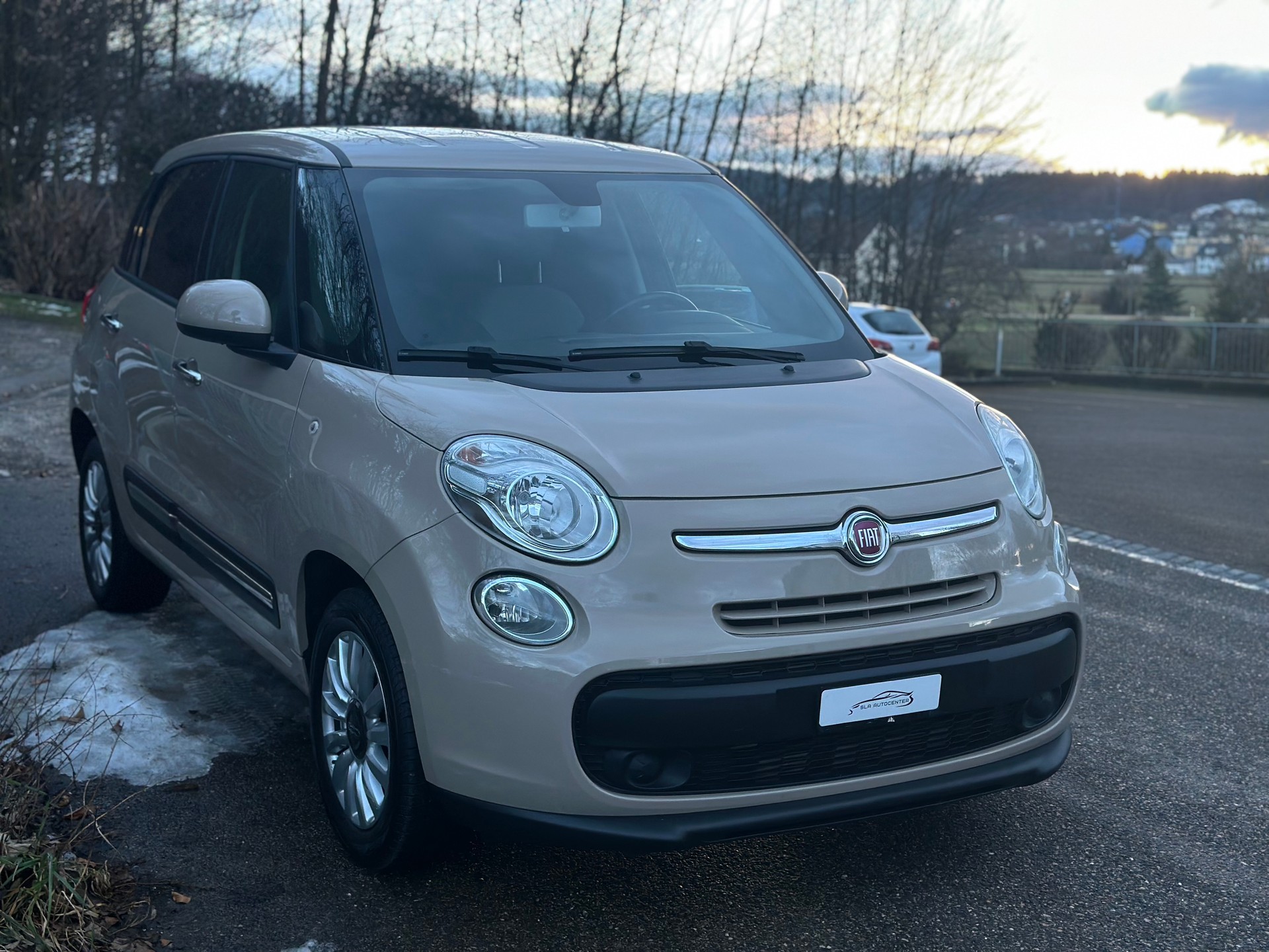 FIAT 500L 0.9 Twinair Turbo NP Pop Star-image-2