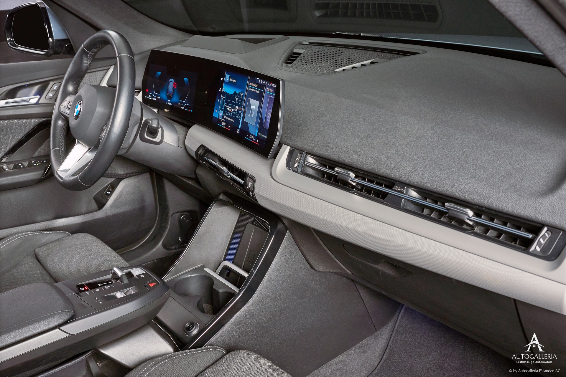 BMW X1 xDrive 20d 48V-image-8