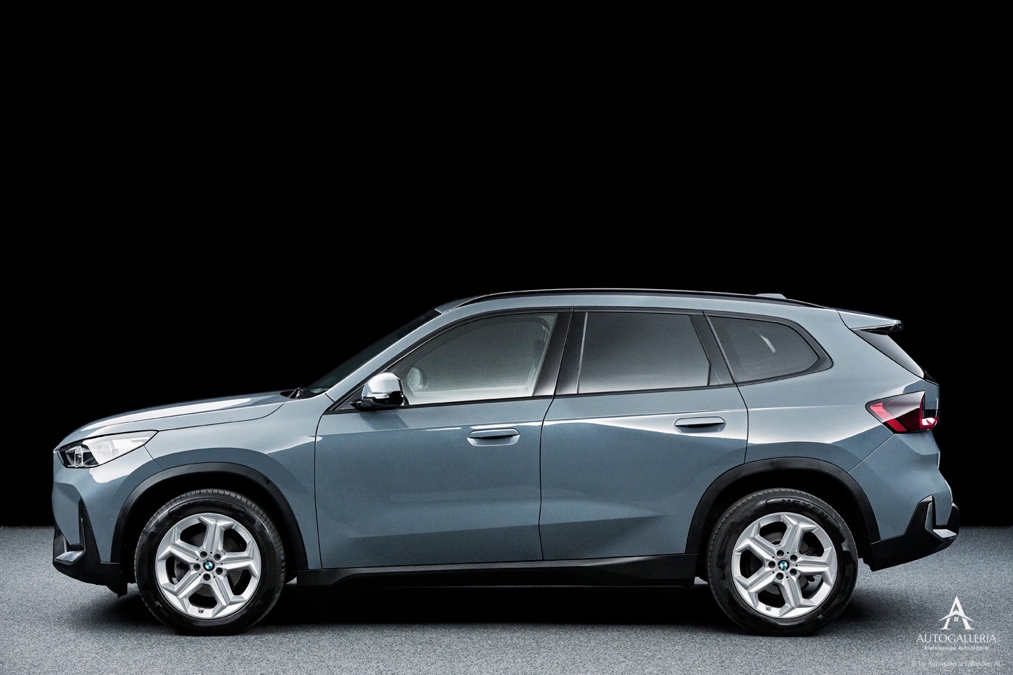 BMW X1 xDrive 20d 48V-image-2