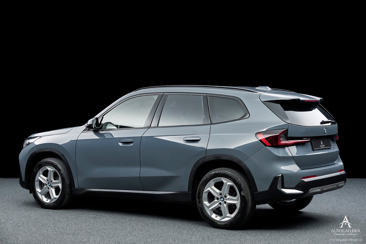 BMW X1 xDrive 20d 48V-image-4