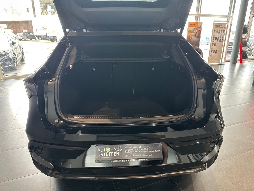 RENAULT Rafale 1.2 E-Tech Hybrid 200 Esprit Alpine-image-8