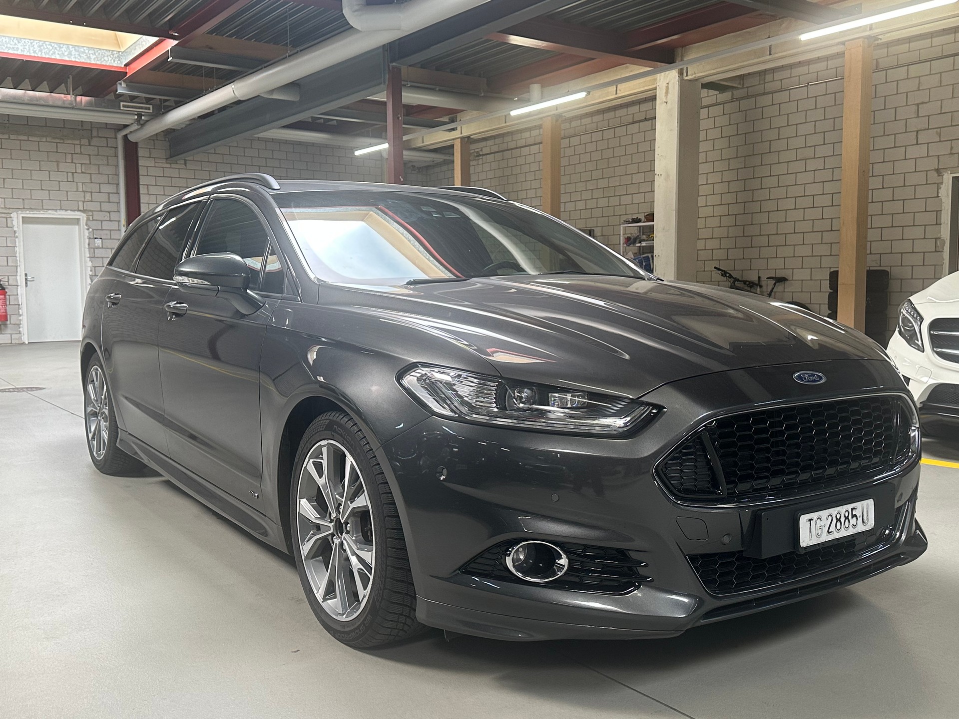 FORD Mondeo 2.0 TDCi ST-Line AWD PowerShift-image-3