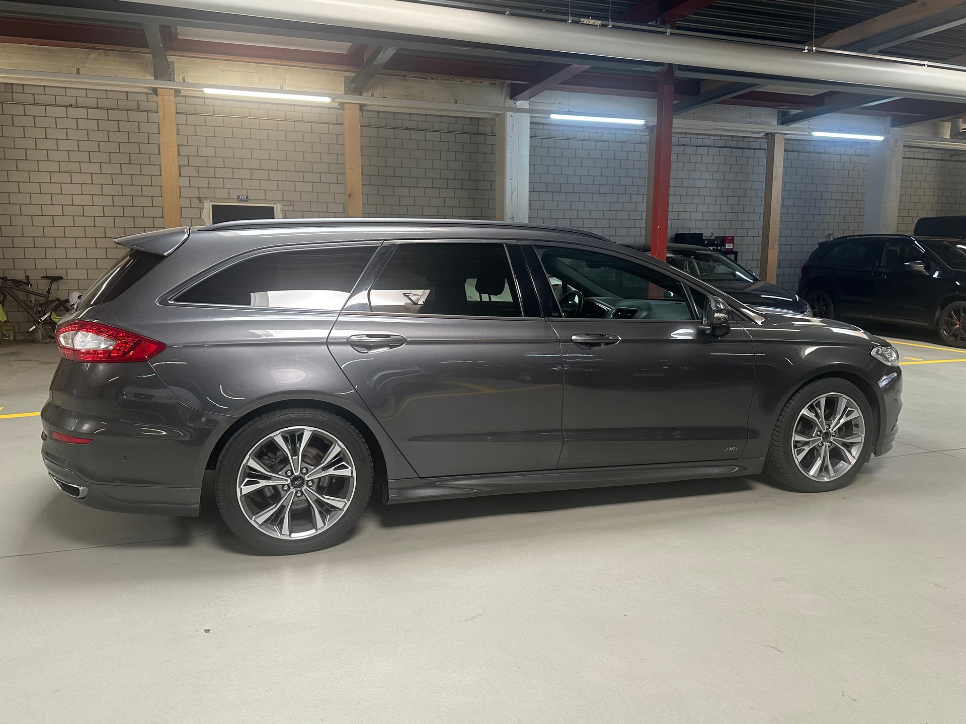FORD Mondeo 2.0 TDCi ST-Line AWD PowerShift-image-4