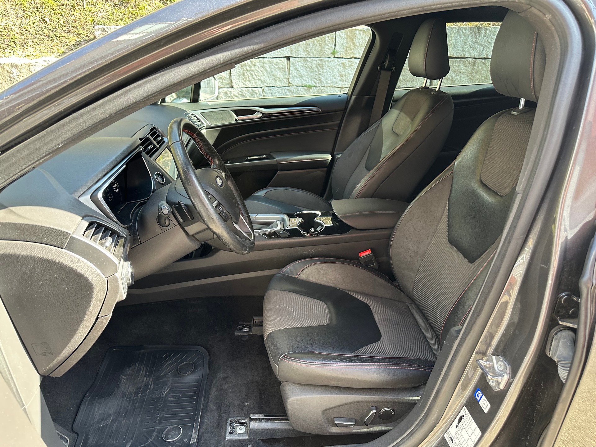 FORD Mondeo 2.0 TDCi ST-Line AWD PowerShift-image-9