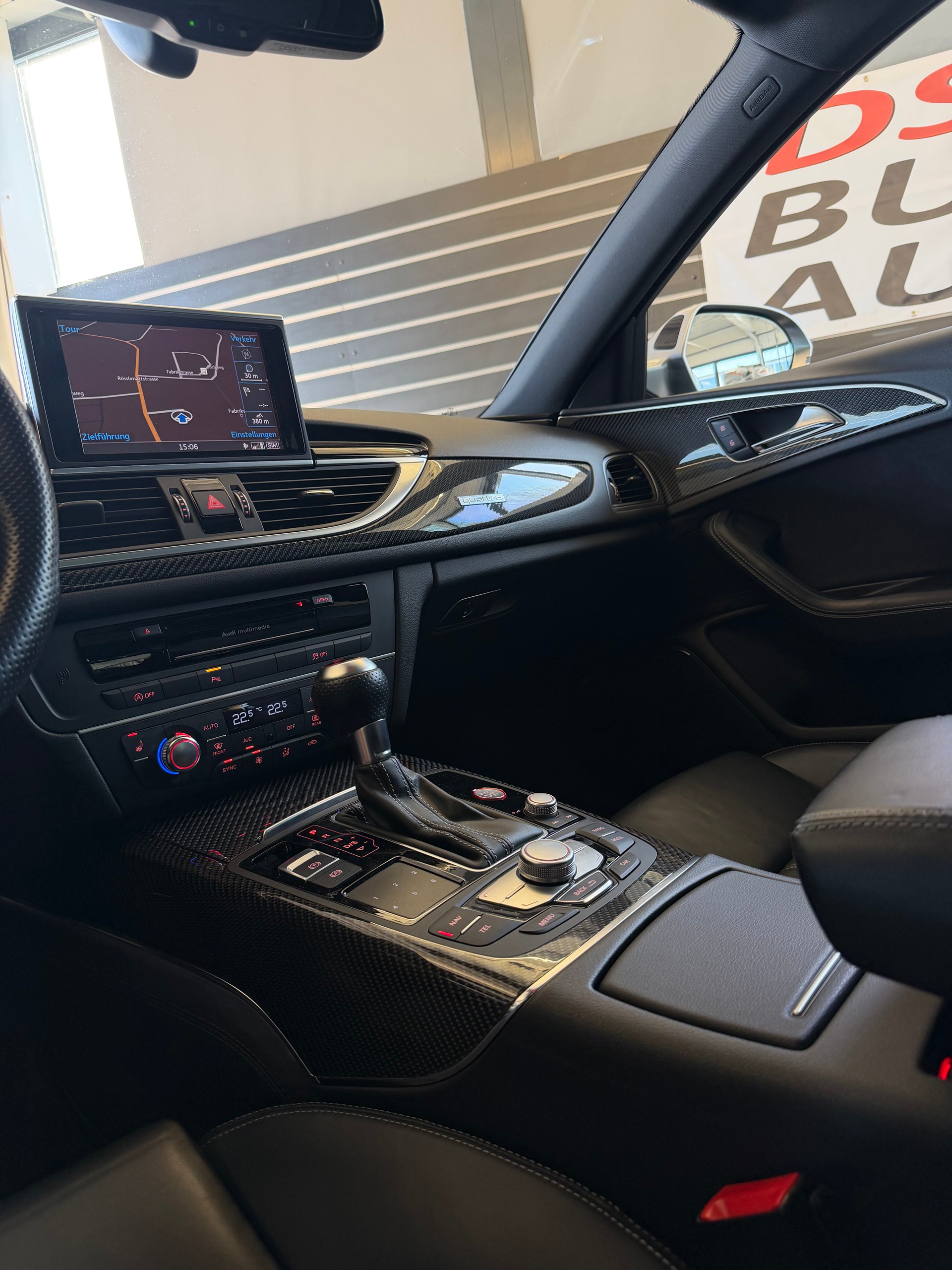 AUDI RS6 Avant 4.0 TFSI V8 performance quattro-image-11