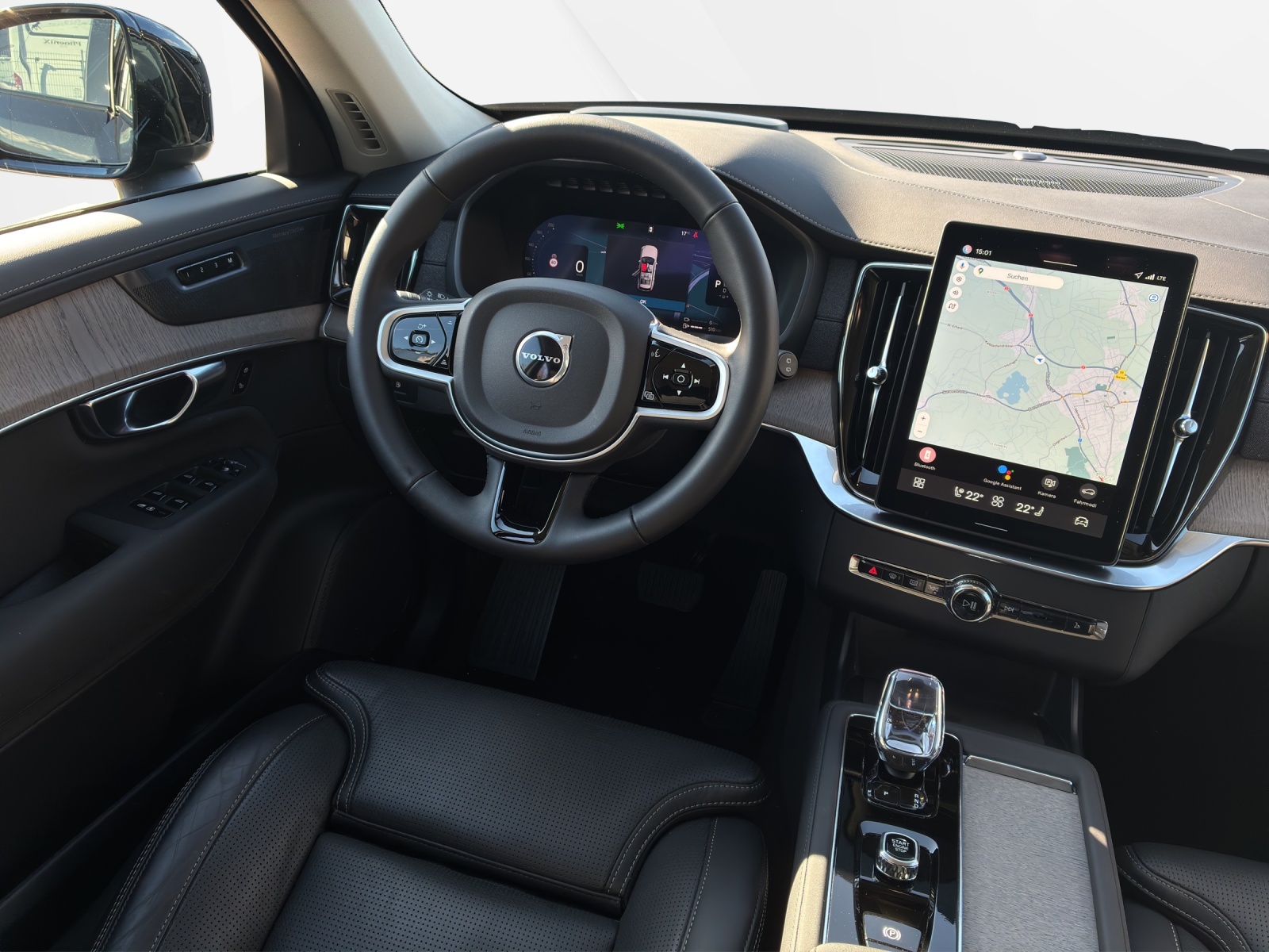 VOLVO XC90 2.0 T8 TE Plus Dark eAWD-image-10
