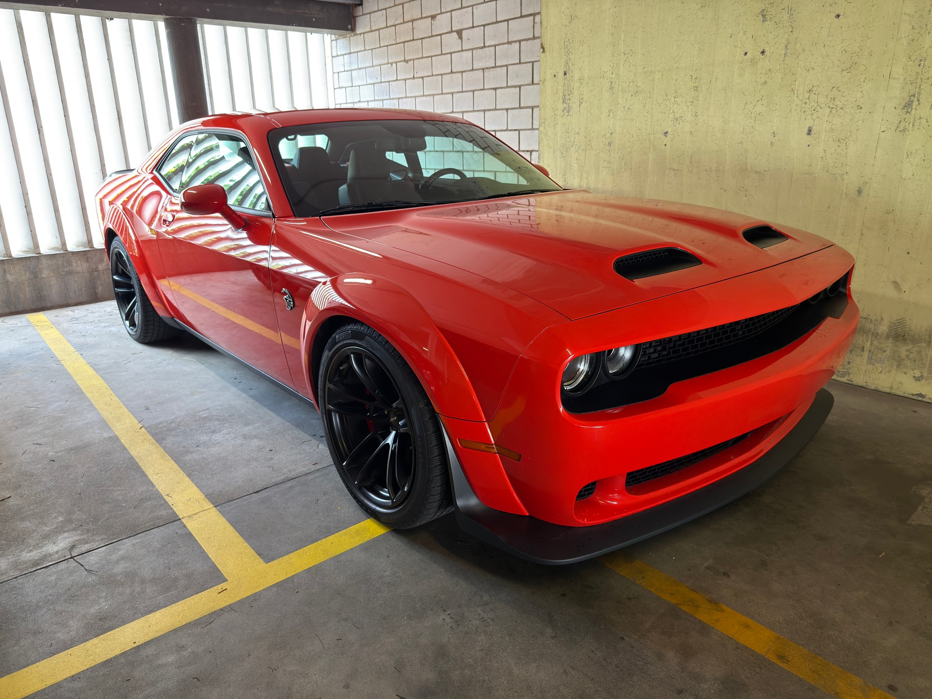 DODGE Challenger Hellcat Widebody-image-18