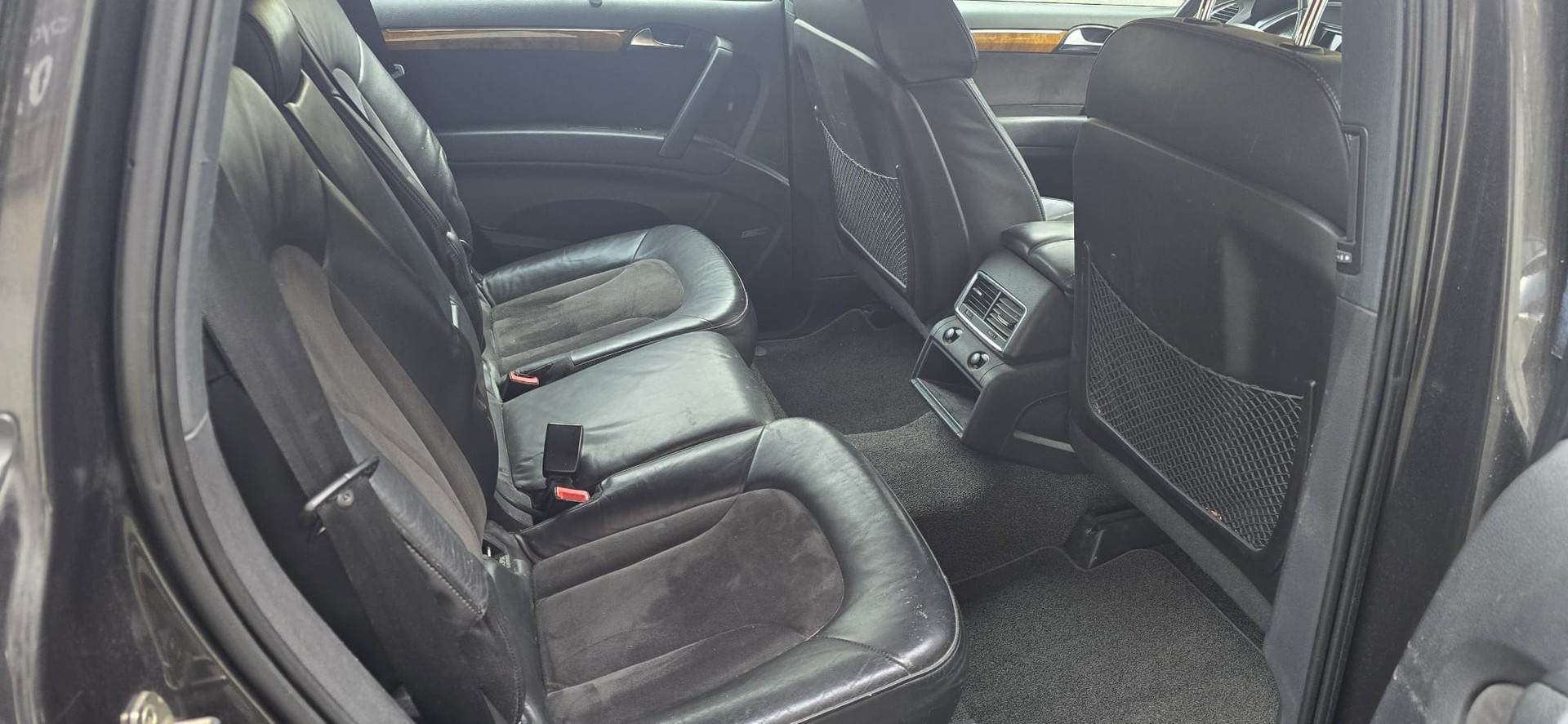 AUDI Q7 4.2 FSI quattro tiptronic +crochet 3200 kg 7 places-image-6
