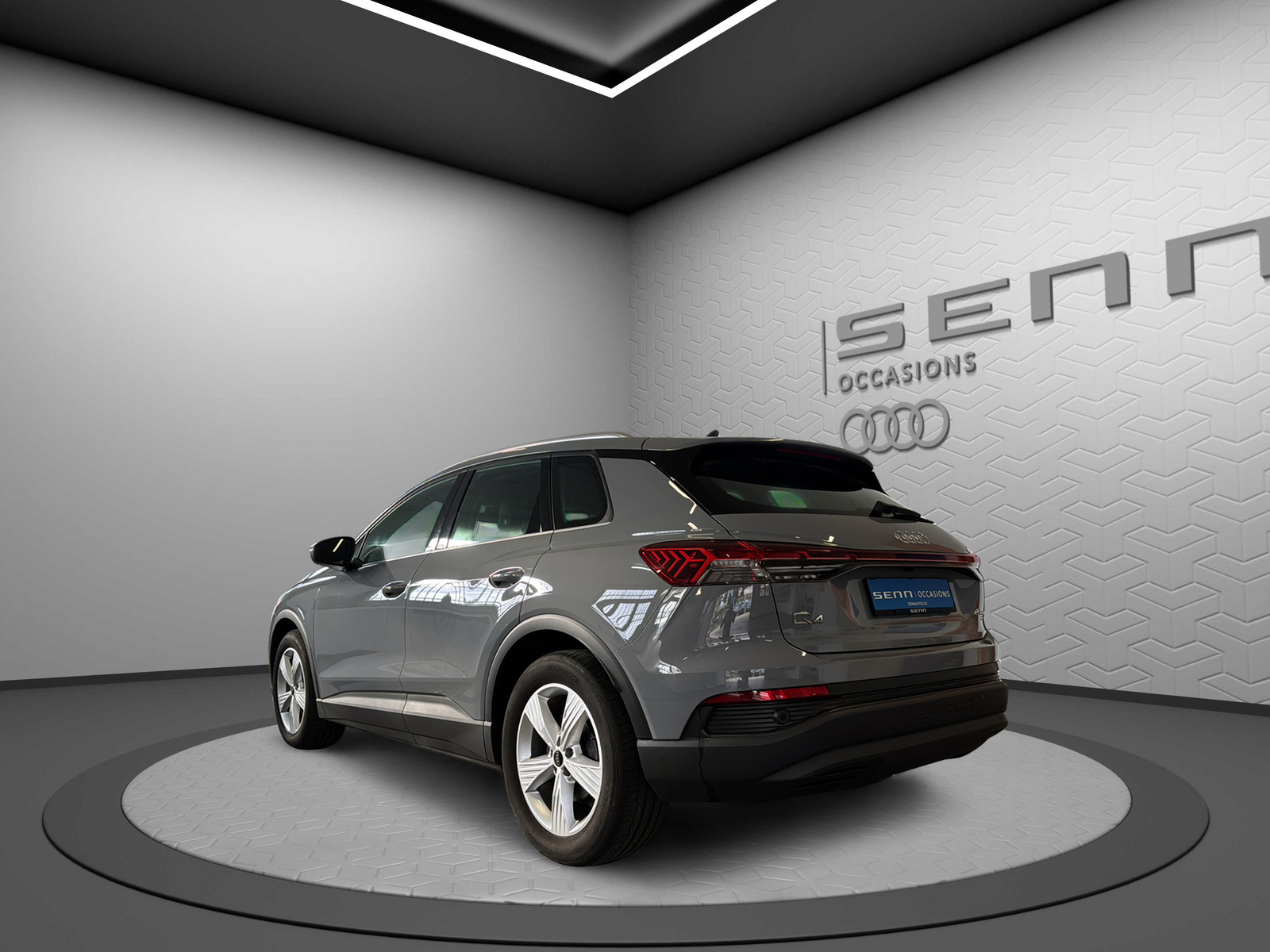 AUDI Q4 e-tron 45 quattro-image-3