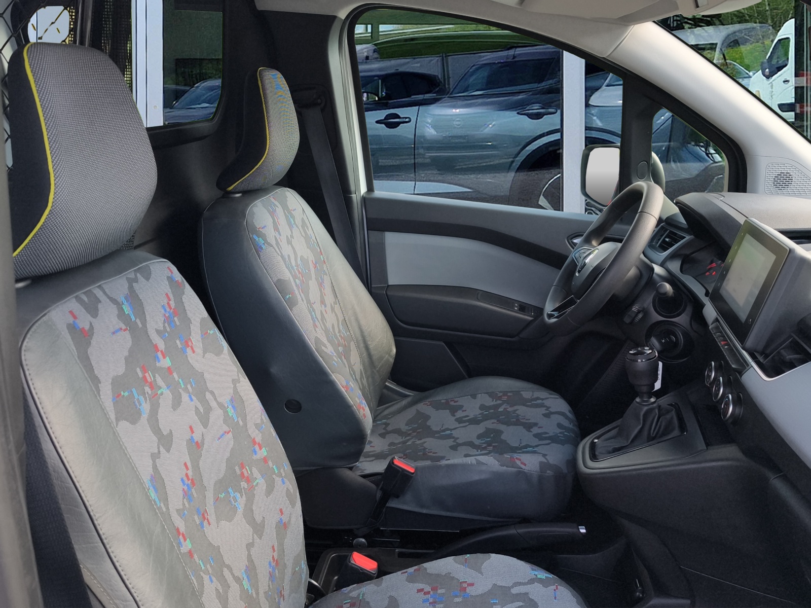 RENAULT Kangoo Van 1.5 dCi Standard 95 Extra-image-8