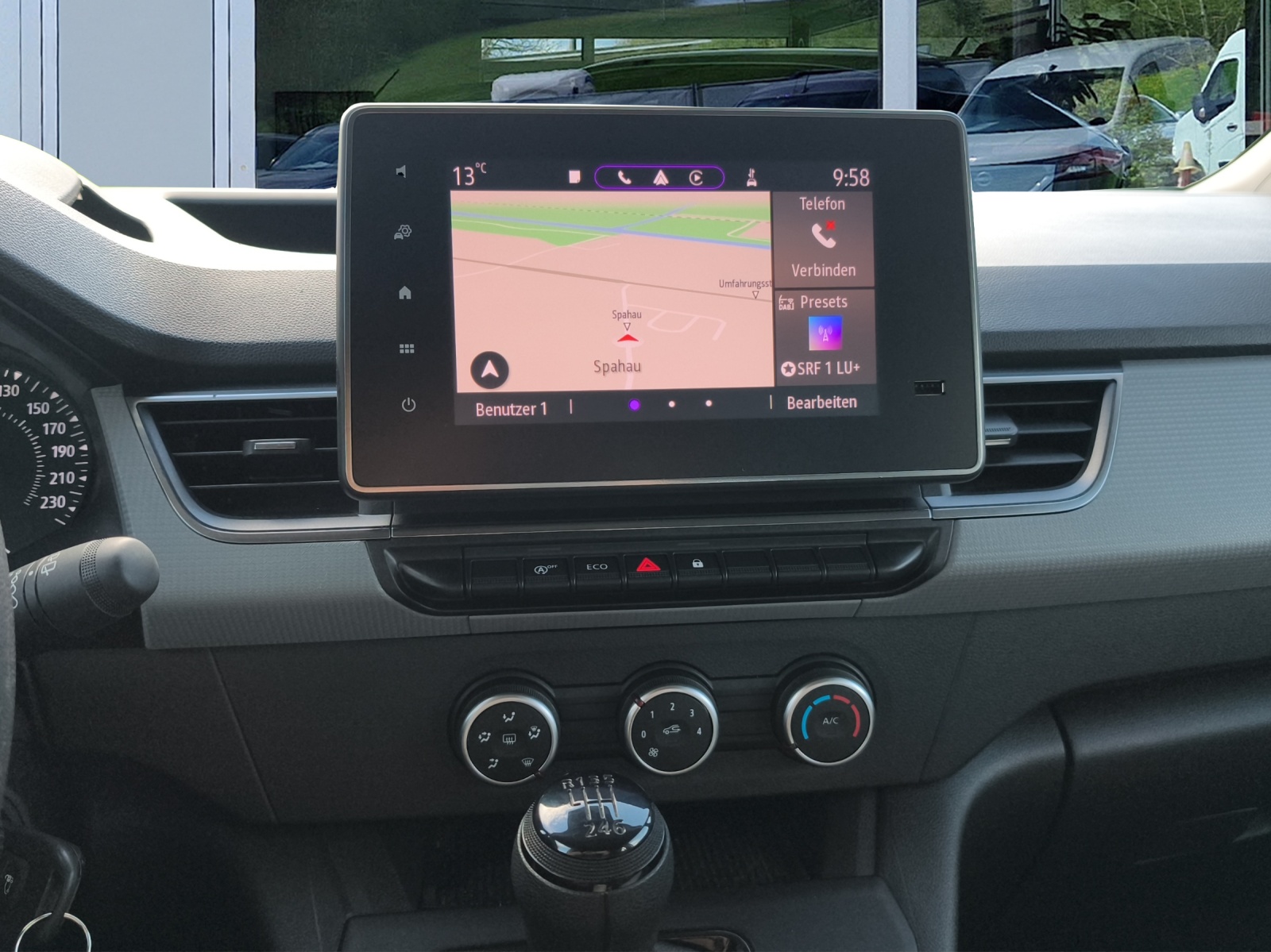 RENAULT Kangoo Van 1.5 dCi Standard 95 Extra-image-9
