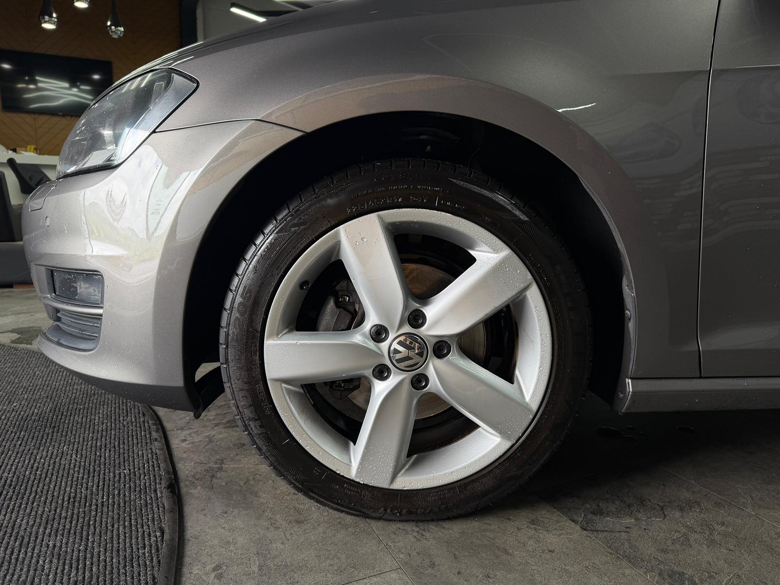 VW Golf 1.4 TSI Cup DSG-image-5