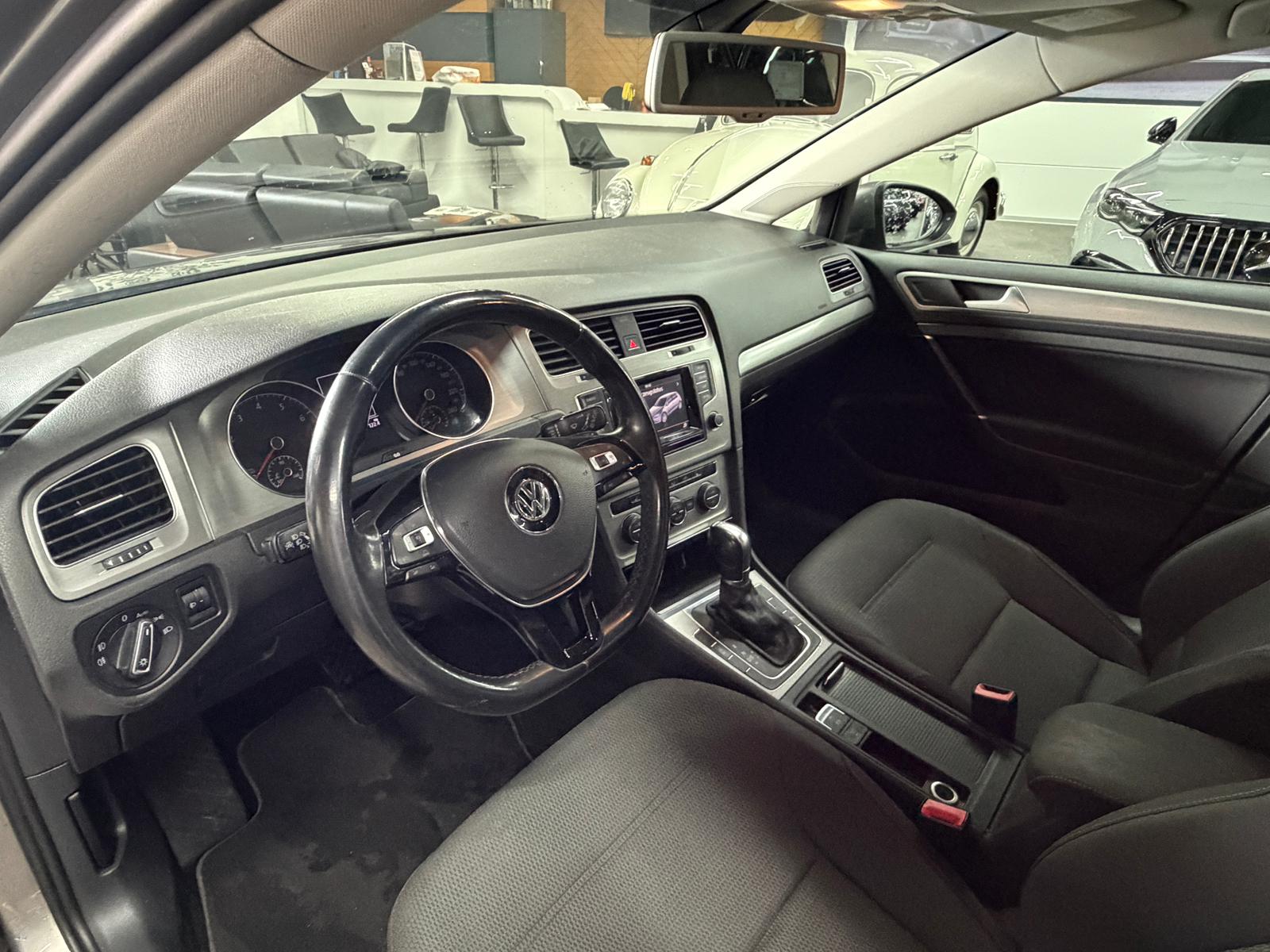 VW Golf 1.4 TSI Cup DSG-image-15