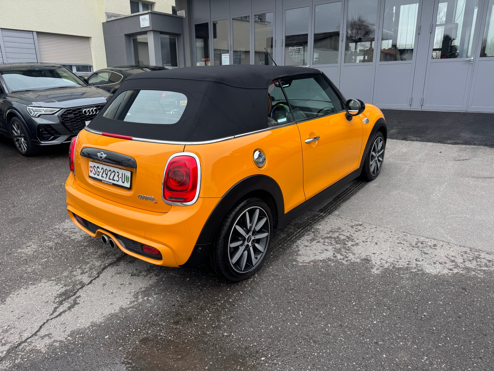MINI Cooper S Cabriolet Steptronic-image-8