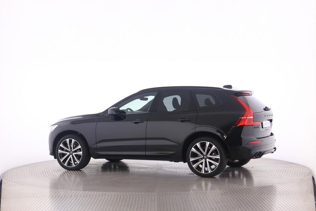 VOLVO XC60 2.0 B6 MH R-Design AWD-image-16