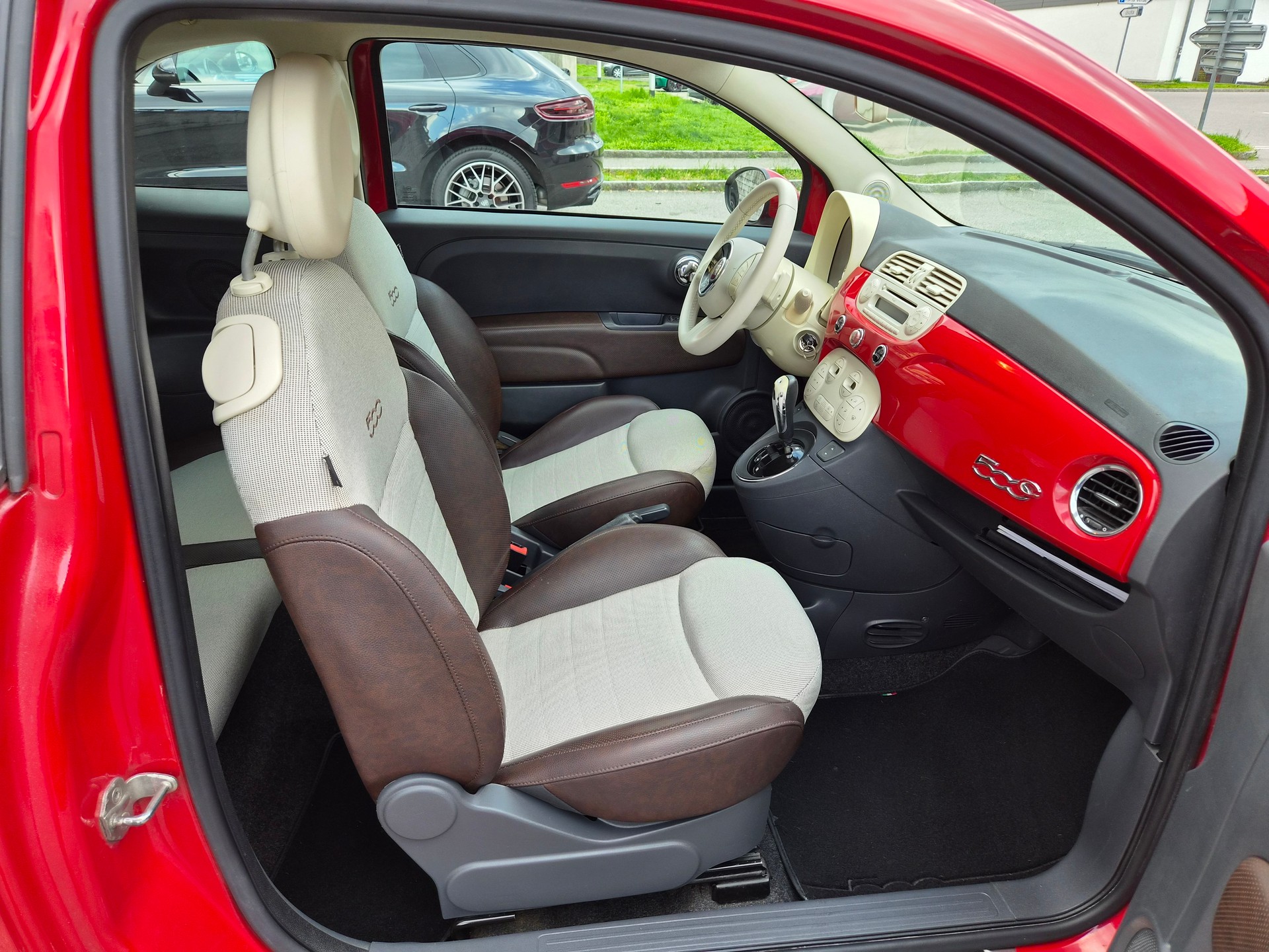 FIAT 500C 1.4 16V Lounge Dualogic-image-5