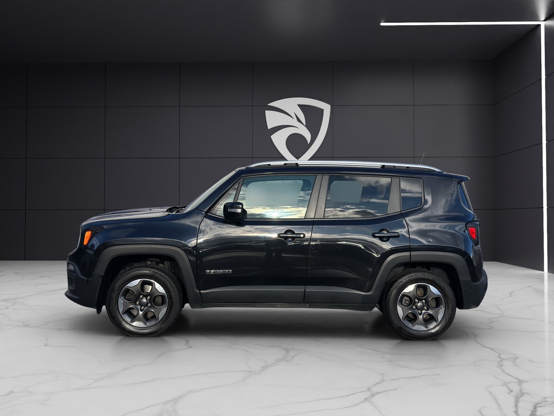 JEEP Renegade 1.4 Turbo Limited AWD-showroom-element-2