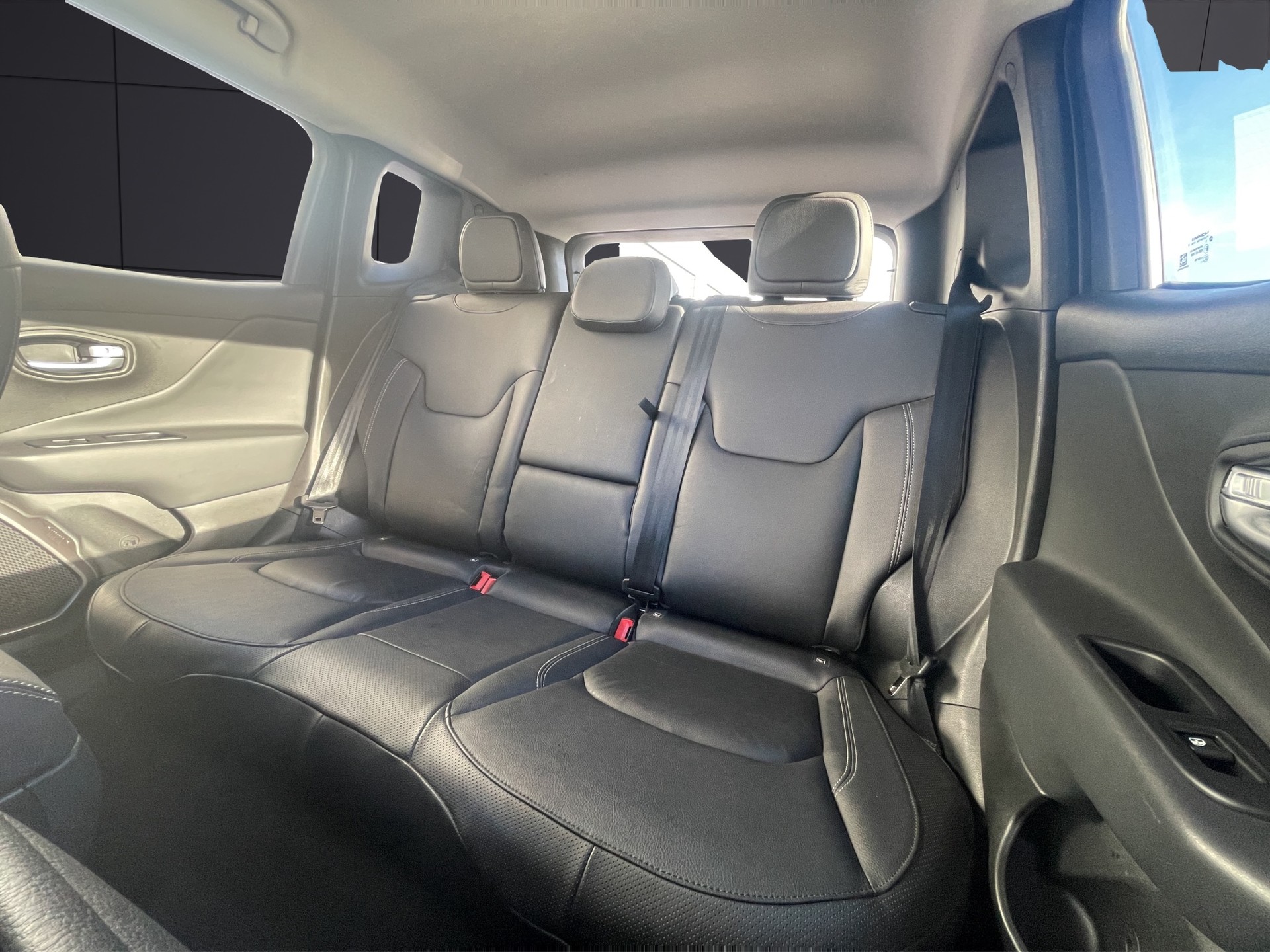 JEEP Renegade 1.4 Turbo Limited AWD-image-12