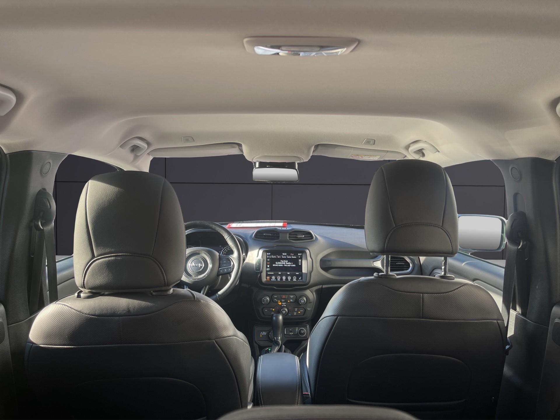 JEEP Renegade 1.4 Turbo Limited AWD-image-40