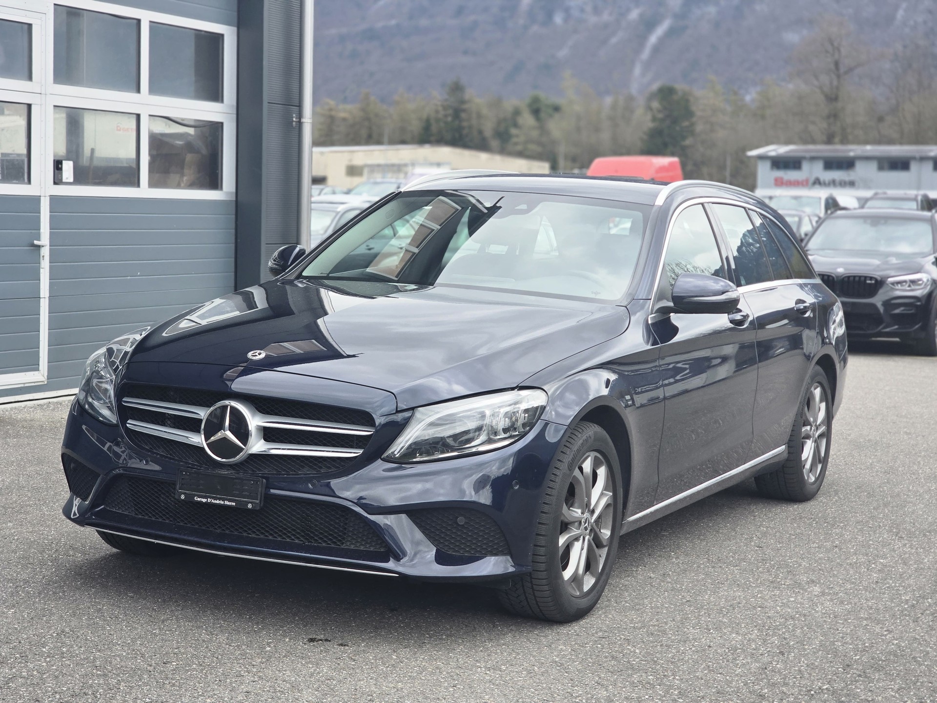 MERCEDES-BENZ C 200 Swiss Star Avantgarde 4M 9G-Tronic-image-2