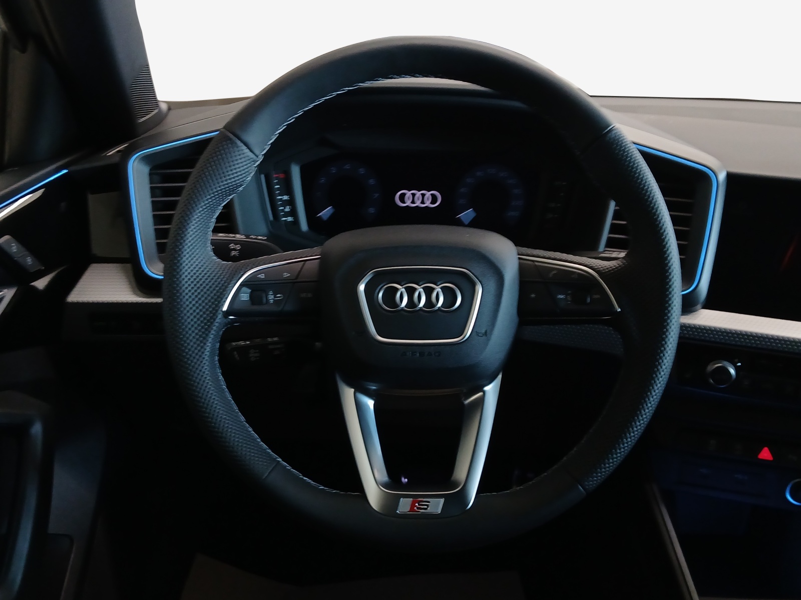 AUDI A1 Sportback 30 TFSI S Line Attraction S-tronic-image-9