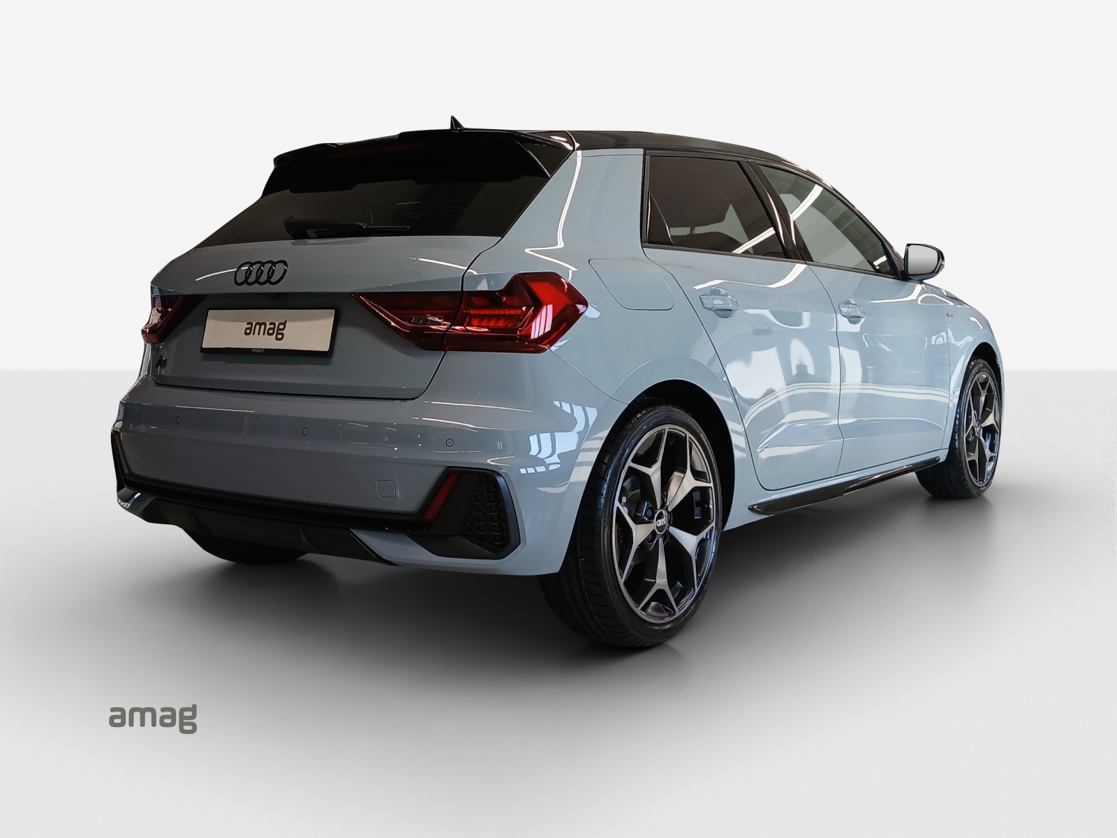 AUDI A1 Sportback 30 TFSI S Line Attraction S-tronic-image-4
