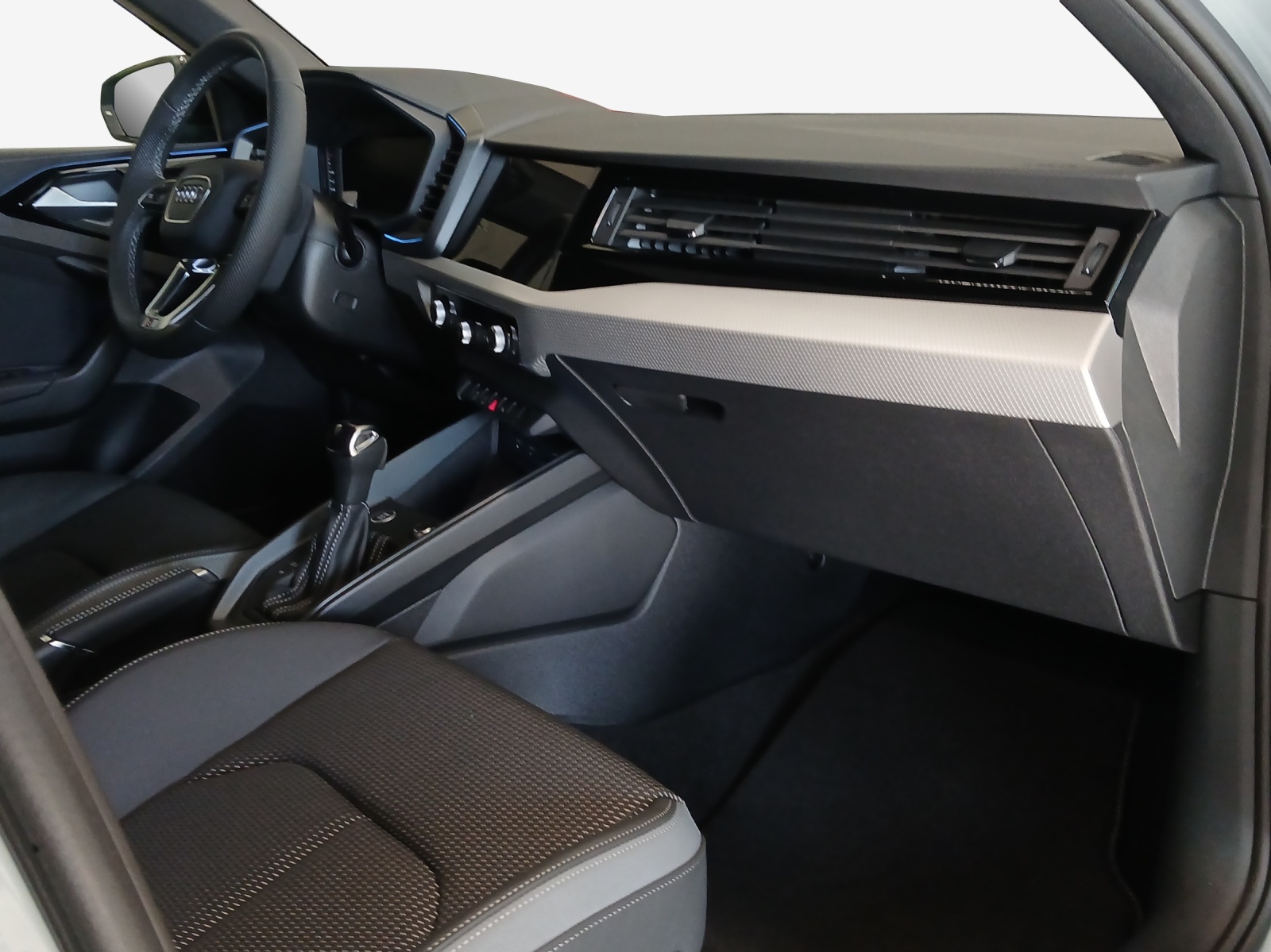 AUDI A1 Sportback 30 TFSI S Line Attraction S-tronic-image-13