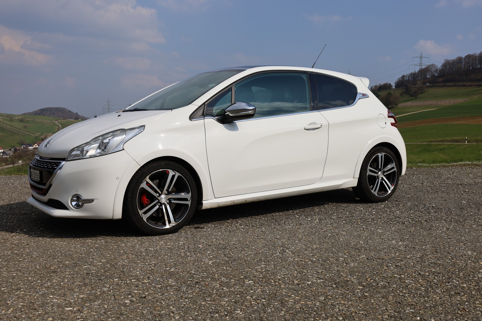 PEUGEOT 208 1.6 Turbo GTi-image-0
