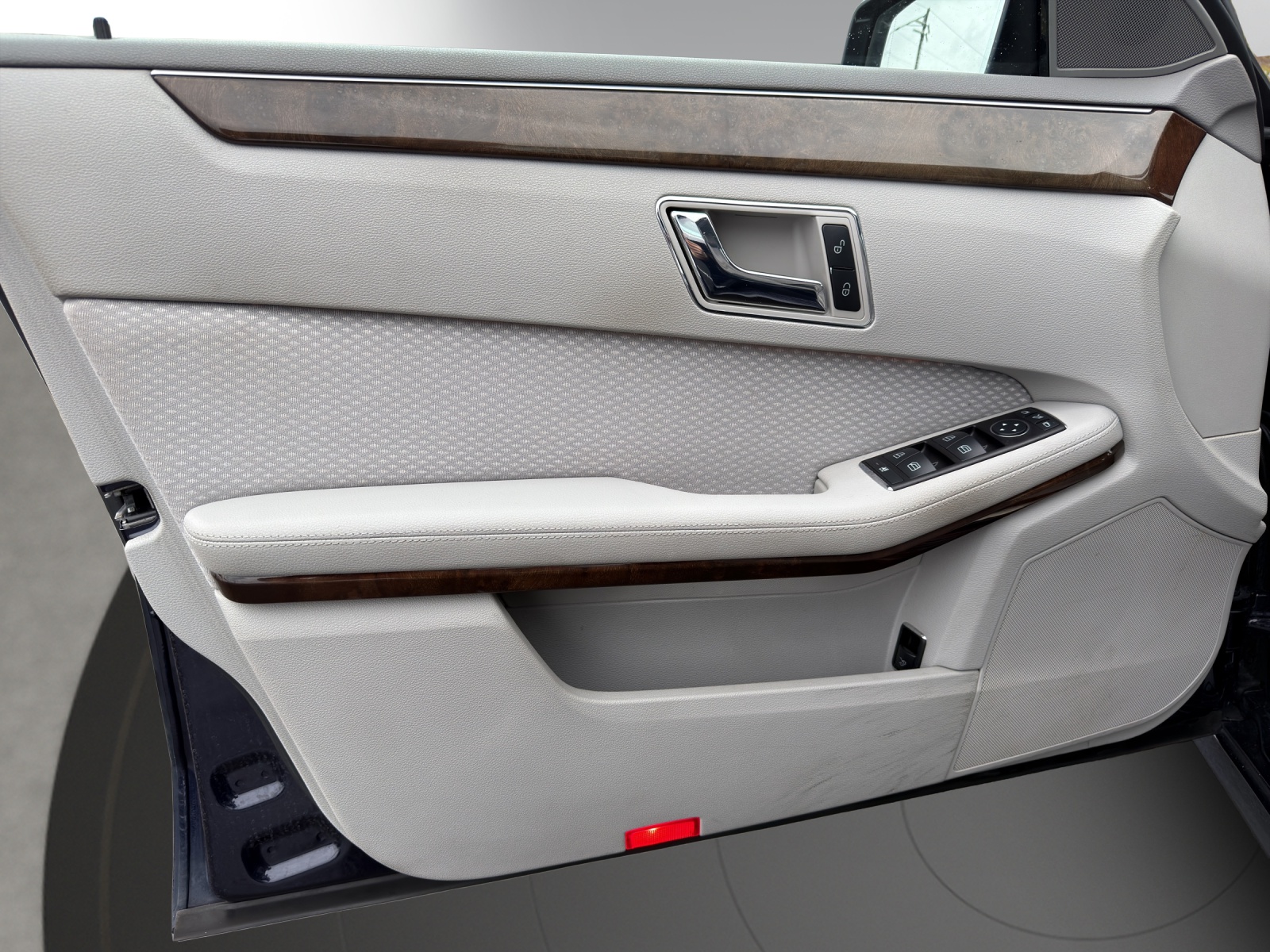 Image MERCEDES-BENZ E-220 E 220 CDI BlueEff Avgarde