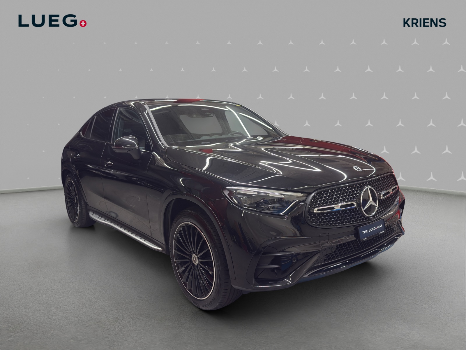 MERCEDES-BENZ GLC 300 4M - AMG - Coupé / 360 Grad Kamera / Panorama-Dach / DIGITAL Light-image-4