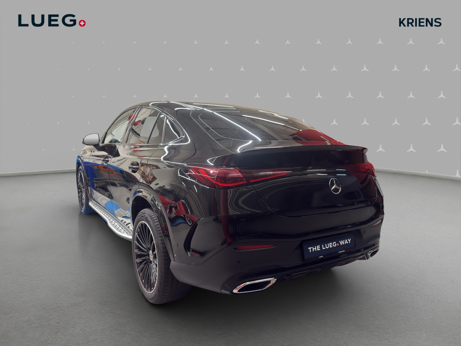 MERCEDES-BENZ GLC 300 4M - AMG - Coupé / 360 Grad Kamera / Panorama-Dach / DIGITAL Light-image-2