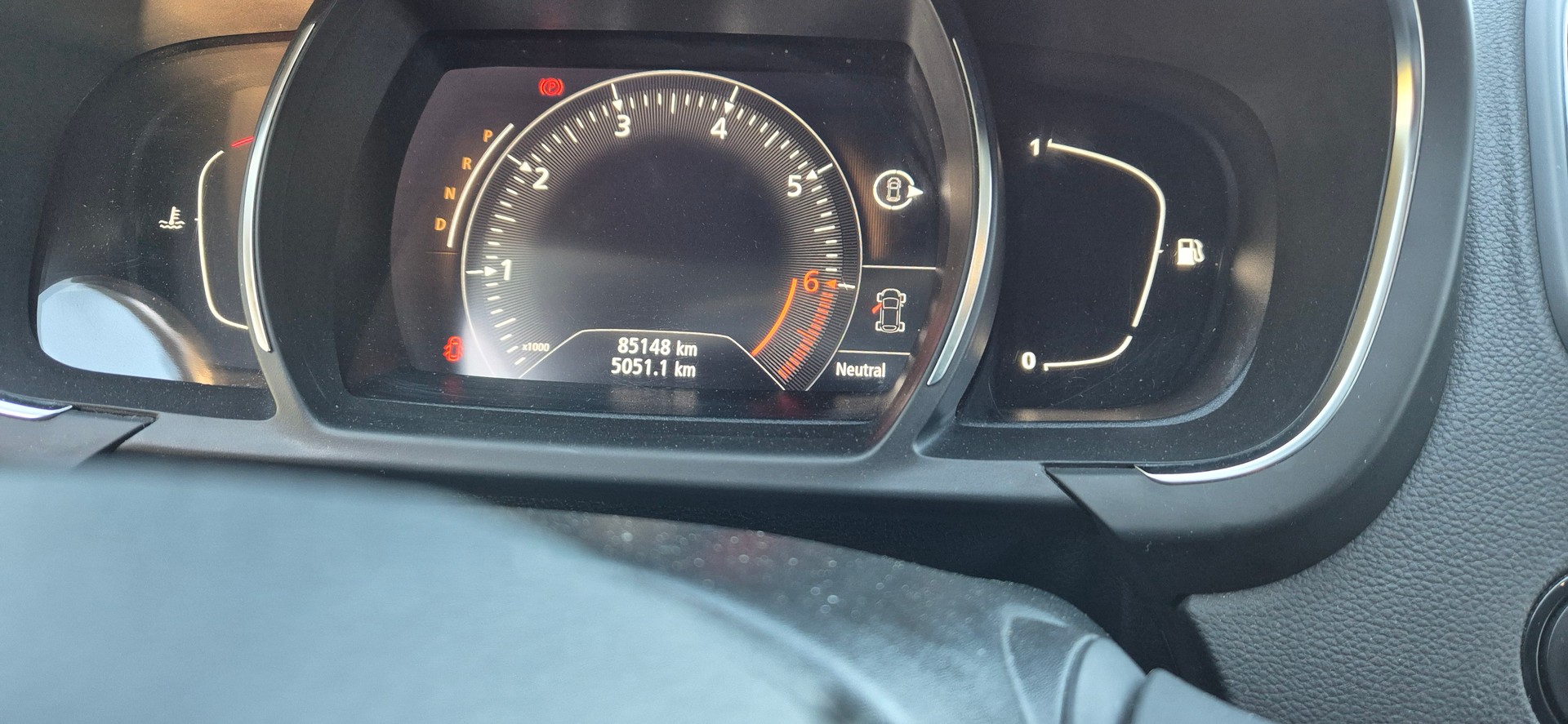 RENAULT Grand Scénic 1.3 16V Turbo Black Edition EDC-image-7