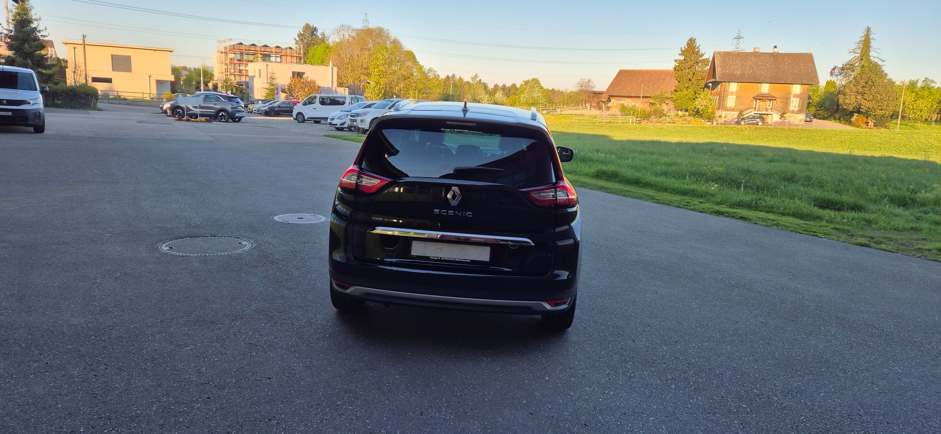 RENAULT Grand Scénic 1.3 16V Turbo Black Edition EDC-image-4